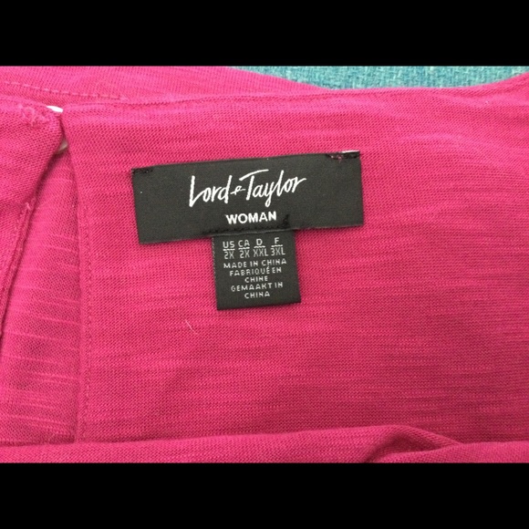 Fuschia layer tank - Picture 1 of 3